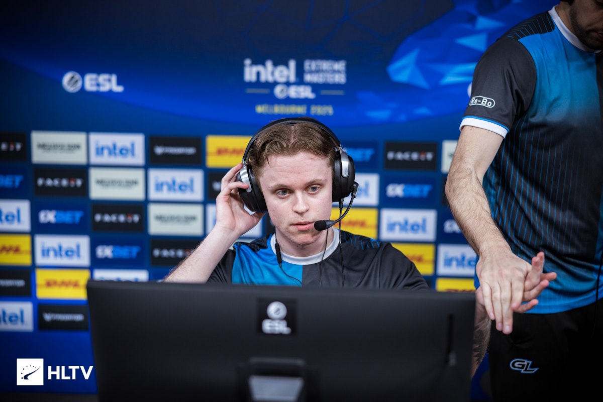 EliGE：CS2战场枪王之路，迈向Major冠军的精准枪法与心态